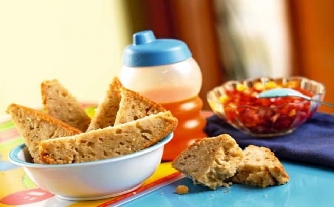 Pan de arroz con sirope de manzana